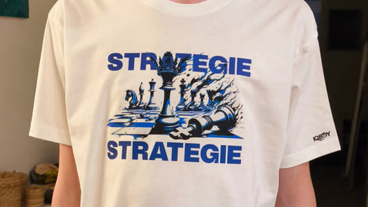 „Strategie, Strategie!“ – Wenn du mit einem Schach-Pro Skyjo zockst